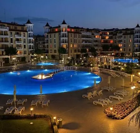 At Royal Sun, Sunny Apartament *